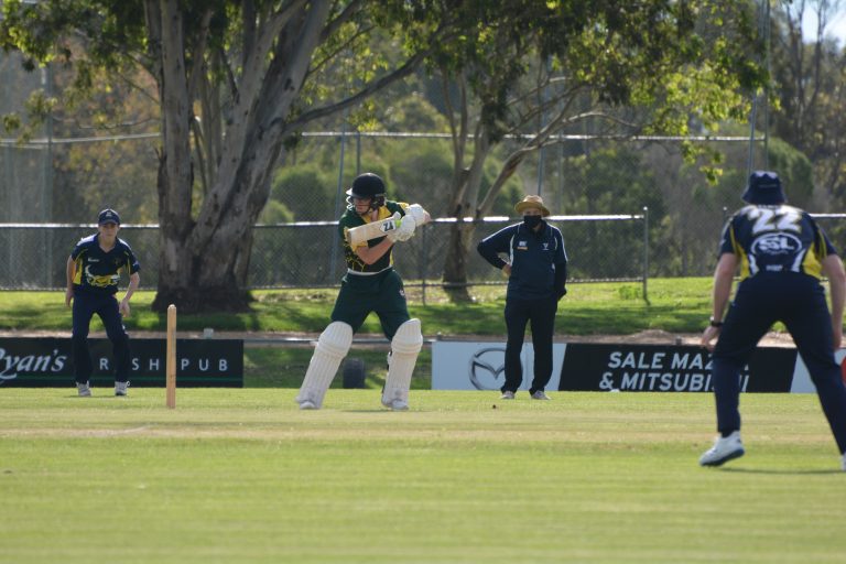 Feathers to fly at Sale Oval