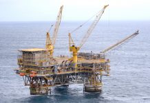 ExxonMobil refinery closes as oil declines