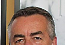 Gippsland MHR Darren Chester returning to the back bench after reshuffle