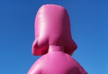 Pink buns to fight cancer