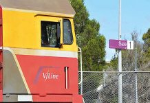 Coaches replace trains as more than 300 V/Line staff isolate