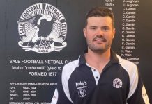 Magpies lock in Johnstone for two more seasons
