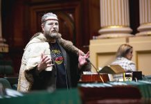 Parliament votes for authority to negotiate Indigenous Treaty