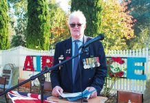 Hundreds in Heyfield for Anzac Day