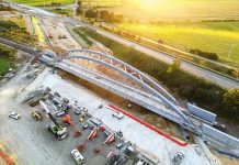 Kilmany rail bridge now in place
