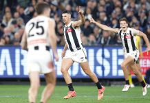 Pendlebury to the rescue once again