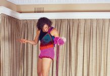 Casting Off at Stratford Courthouse