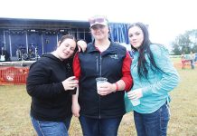 Rain doesn’t stop rodeo