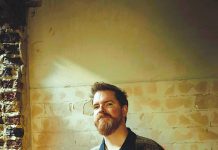 British folk singer John Smith heading to Valencia Hall