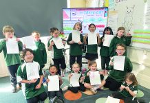 Students take part in simultaneous storytime