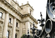 Council fronts parliamentary hearing