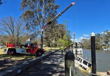 Sunk boat unsalvageable