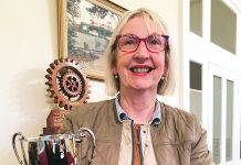 Mardi Gras award for schools