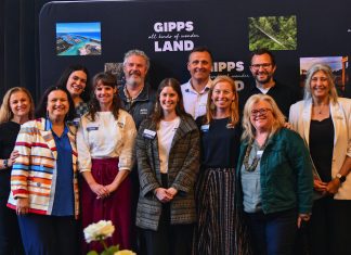 New tech and AI subject of Gippsland tourism forum