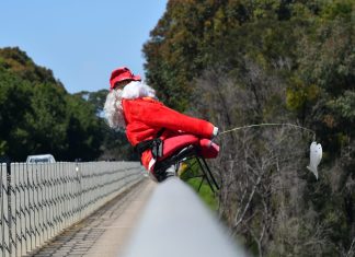 Festive spirit returns to Stratford as Santa wets a line