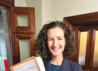 Greens table Fingerboards petition in state parliament