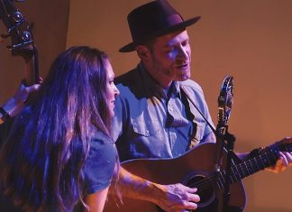 Prairie balladeer at Stratford Courthouse