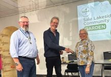 Fred Hellriegel guest speaker at Sale Combined Probus Club