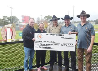 Rodeo rallies for Little Jem