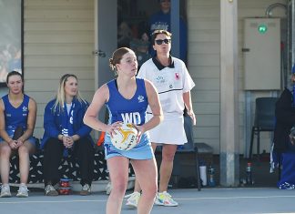 Roogirls beat Blues in thriller