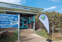 The Golden Paradise Beach Surf Life Saving Club receives Coastcare grant
