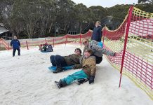 Snow day for Airly school