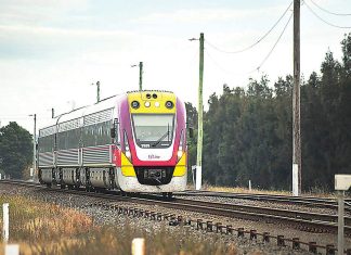 Coalition promises longer trains with more seats for Gippsland Line
